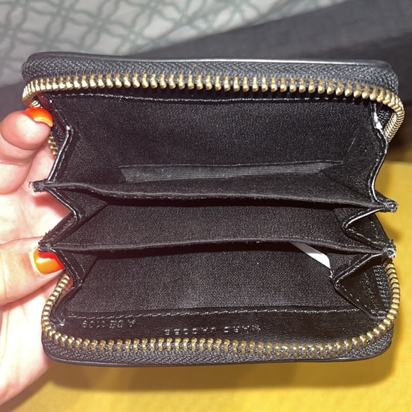 Marc Jacobs Compact Wallet - Picture 4 of 5